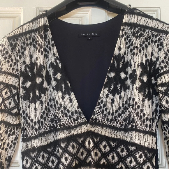 Long sleeve maxi dress size 4 - Picture 4 of 10